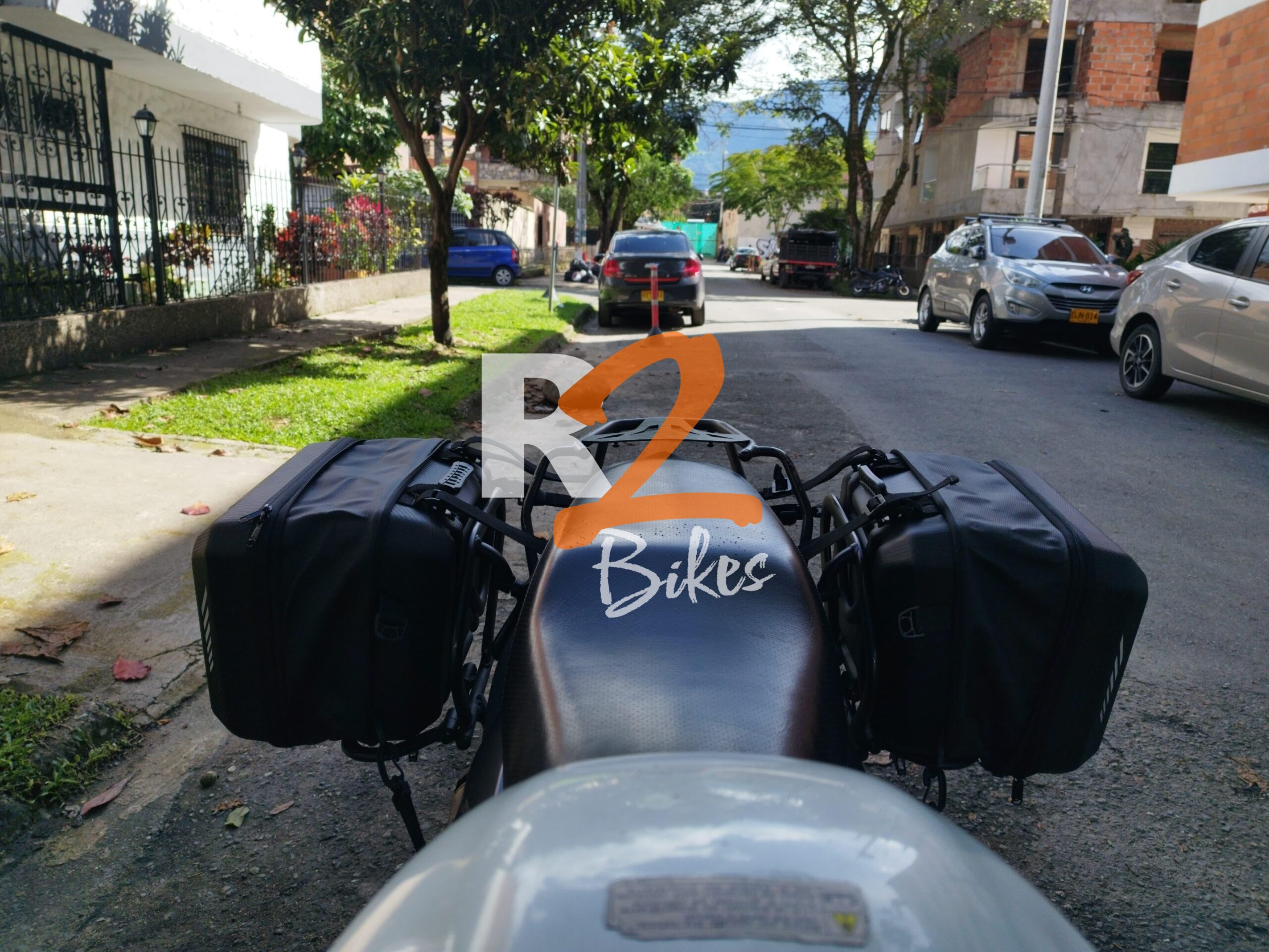 Combo viajero X2 Alforjas semirigidas 30L - Image 5